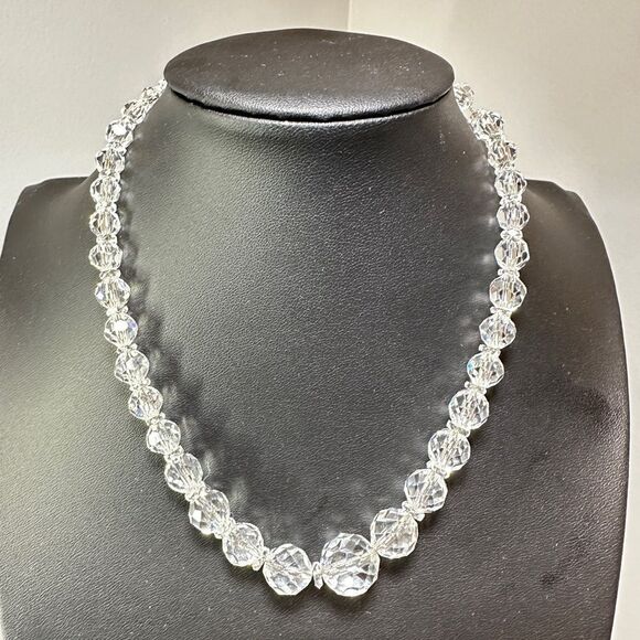 15" Vintage graduated rock crystal all strung on a sterling silver chain! - Picture 14 of 16
